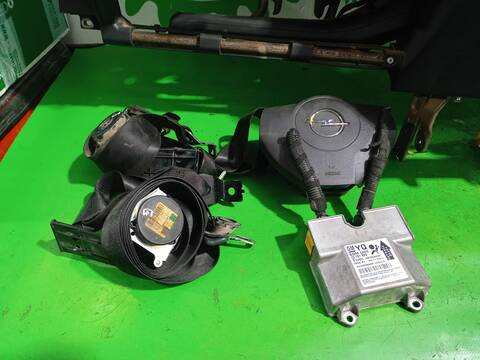 Foto 2ª: Kit Airbag Opel Astra ELEGANCE BERLINA 101CV 74KW [Z17DTH] (2004)