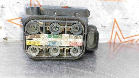 Foto 3ª: Centralita Suspension Mercedes Clase ML 320 3.0 CDI W164) 224CV 165KW 164.122) (2005)