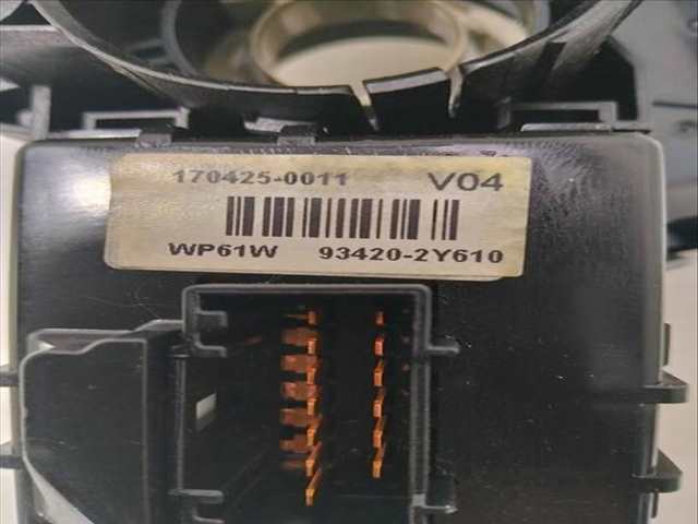 Foto 2ª: Mando Multifuncion Hyundai i40 BLUE STYLE DRIVE 136CV (2011)