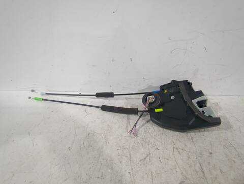 Foto 3ª: Cerradura Puerta Trasera Izquierda Toyota Corolla 1.8 VVTI HYBRID ZWE219) HATCHBACK 140CV 103KW [2ZR-FXE] (2020)