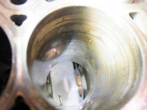 Foto 1ª: Bloque Motor Kia Ceed 110 - 136 CV JD [D4FB] (2013)