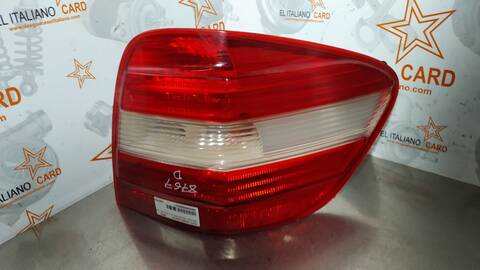 Foto 2ª: Piloto Trasero Derecho Mercedes Clase ML 300 3.0 CDI W164) 224CV 165KW AUT. OM642 [OM642940] (2006)