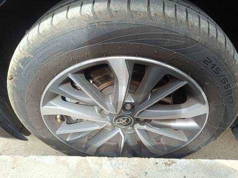 Juego LLantas Toyota Avensis EXECUTIVE 143CV 105KW