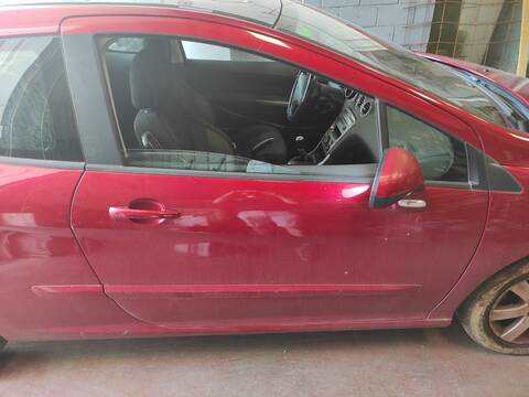 Puerta Delantera Derecha Peugeot 308 9HX