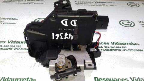 Foto 2ª: Cerradura Puerta Delantera Derecha Audi A2 1.4 75CV 55KW [AUA] (2002)