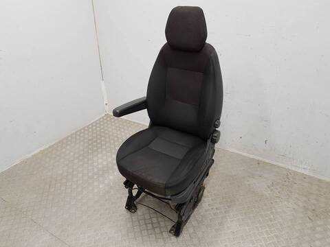 Foto 3ª: Asiento Delantero Izquierdo Citroen Jumper 33 L2H1 BLUEHDI 140 (2006)