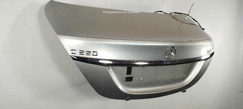 Foto 3ª: Portón Mercedes Clase C 160 C 220 BLUETEC - D 205.002 205.004) (2013)