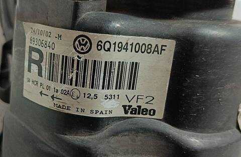 Foto 3ª: Faro Derecho Volkswagen Polo CONCEPTLINE 1 SDI 64CV (2001)