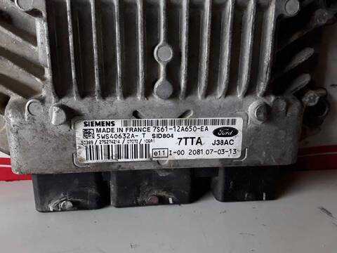 Foto 2ª: Centralita Motor ECU Ford Fiesta AMBIENTE 1.4 TDCI CAT 68CV (2001)