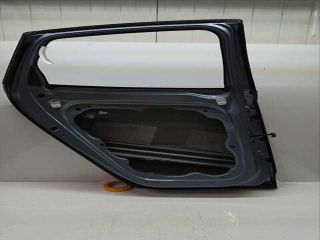 Puerta Trasera Izquierda Volvo V40 190 CV 140KW