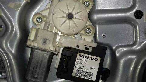 Foto 2ª: Elevalunas Manual Trasero Izquierdo Volvo V50 2.0 D MOMENTUM 136CV 100KW FAMILIAR [D4204T] (2005)