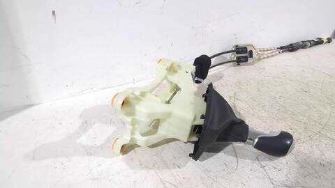 Foto 3ª: Palanca de Cambio Kia Stonic 1.0 T-GDI 101CV [G3LC G3LE] (2017)