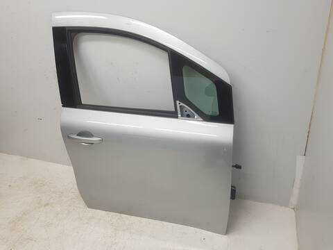 Foto 2ª: Puerta Delantera Derecha Mercedes Citan 113 STANDARD 420.663) FURGON