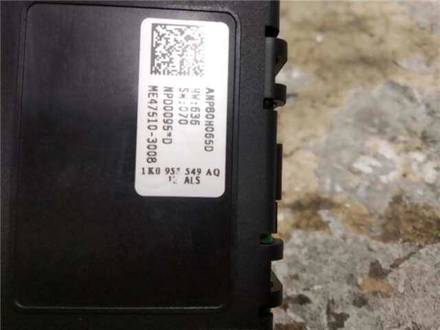 Foto 3ª: Centralita Motor ECU Seat Leon 1.9 ERENCE [1.9 LTR. - 77 KW TDI] [BXE]