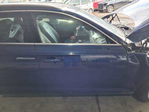 Puerta Delantera Derecha Audi A4 BASICO AVANT 150CV 110KW