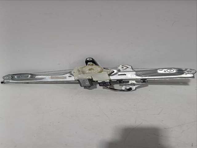 Foto 2ª: Elevalunas Eléctrico Delantero Izquierdo Nissan Qashqai 1.3 DIG-T 140CV [HR13DDT] (2013)