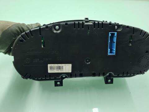 Foto 4ª: Cuadro de Instrumentos Volkswagen Golf RABBIT BLUEMOTION 105CV 77KW [CAYC] (2012)