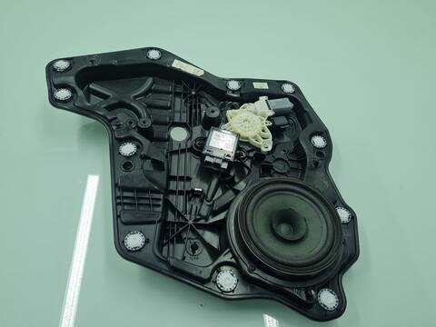 Elevalunas Manual Trasero Izquierdo Ford Fiesta 1.1 CAT 86CV 63KW