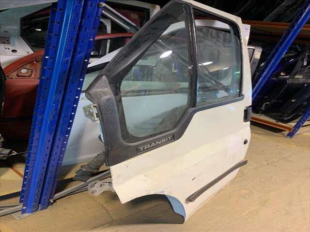 Foto 3ª: Puerta Delantera Izquierda Ford Transit 2.0 DI FAE_ FAF_ FAG_) 100CV (2004)