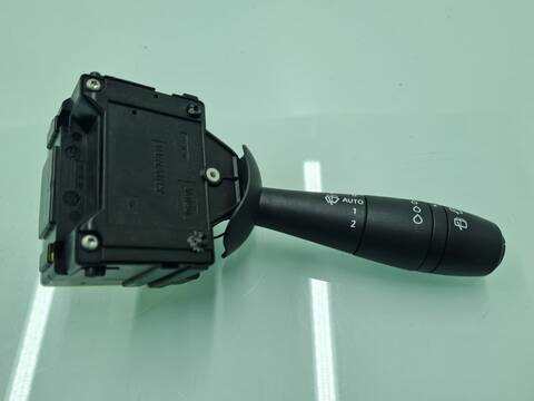 Foto 2ª: Mando Multifuncion Renault Clio 1.5 DCI DIESEL FAP 90CV 66KW [K9KB608] (2014)