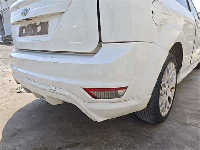 Foto 3ª: Paragolpes Trasero Ford Focus 1.8 TREND [1.8 LTR. - 85 KW TDCI TURBODIESEL CAT] [KKDA]