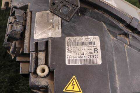 Foto 2ª: Faro Derecho Audi A4 2.0 TDI 16V 103KW) 140CV (2006)