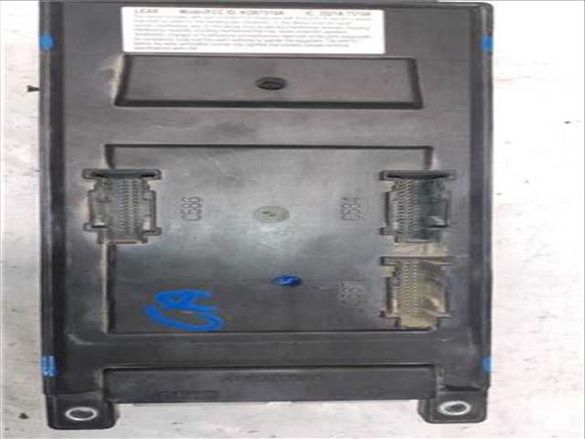 Foto 3ª: Caja Reles Fusibles Land Rover Freelander 2.2 TD4 E [2 2 LTR. - 110 KW TD4 CAT] 150CV