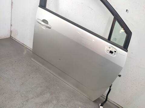 Foto 2ª: Puerta Delantera Derecha Toyota Corolla 1.8 ZNR11_) 129CV 95KW [1ZZ-FE] (2004)