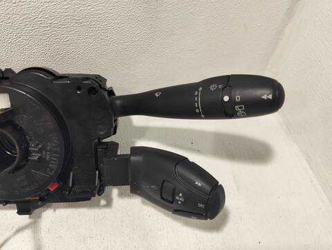 Foto 2ª: Mando Multifuncion Peugeot 308 1.6 16V 120CV [5FW] (2007)