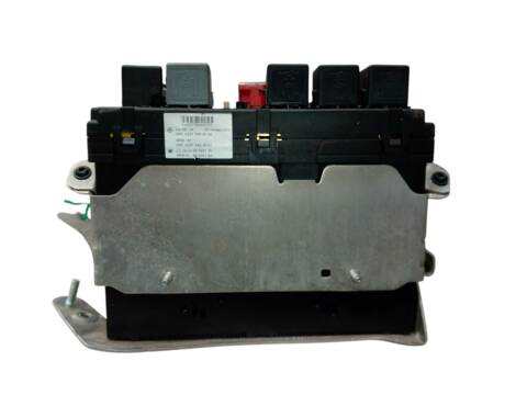 Foto 2ª: Caja Reles Fusibles Mercedes Clase S 220 S 320 CDI 221.022 221.122) (2005)