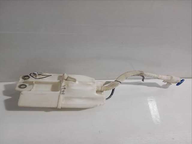 Foto 2ª: Deposito Limpiaparabrisas Land Rover Freelander 2.2 TD4 4X4 160CV [224DT(DW12BTED4) DW12BTED4] (2006)