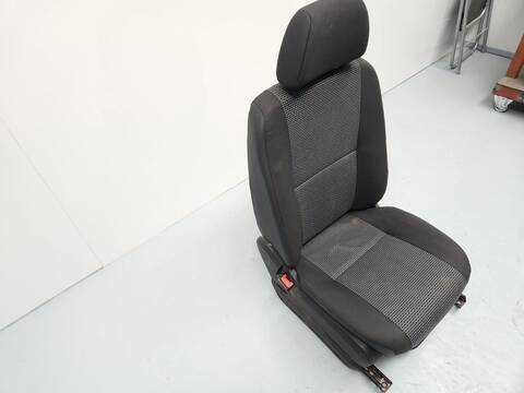 Foto 2ª: Asiento Delantero Izquierdo Mercedes Sprinter 310/313/316 CDI 906.135) 129CV 95KW [651955 EURO5] (2010)