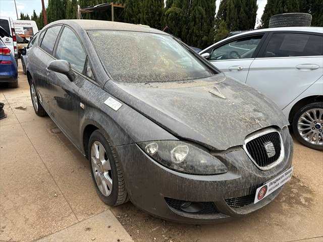 Foto 3ª: Paragolpes Delantero Seat Leon 1.9 TDI 105cv [BKC] (2008)