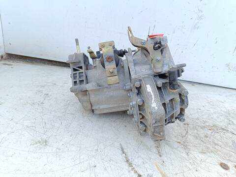 Foto 2ª: Caja Cambios Fiat Punto BERLINA 131CV 96KW [188A4.000] (2002)