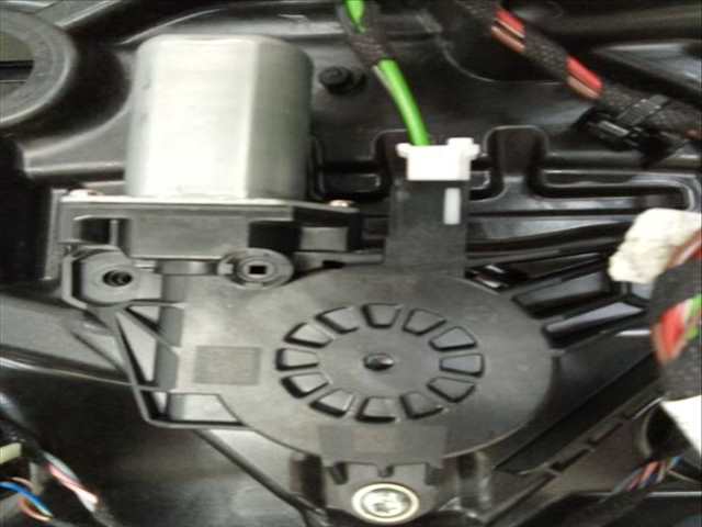 Foto 3ª: Elevalunas Eléctrico Trasero Derecho Mercedes Clase GLE 400 2.9 TD 330CV 243KW SUV V167 AUT. 4-MATIC 167.123) OM656.929 [OM 656.929] (2019)