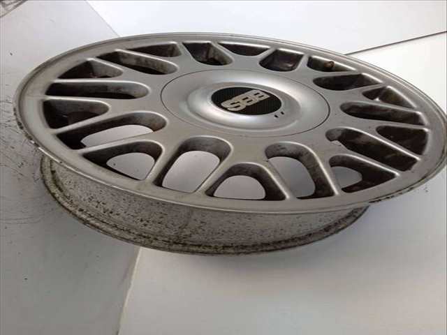 Foto 2ª: LLanta Aleacion Volkswagen Golf GL BERLINA 90CV 66KW [1Z] (1996)