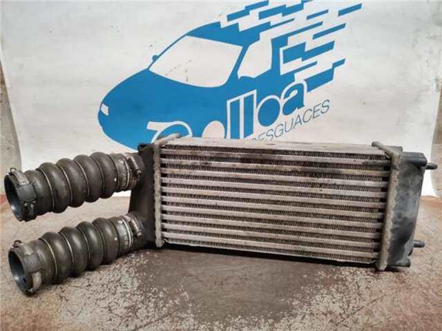 Foto 1ª: Intercooler Peugeot 307 1.6 HDI 110 [9HY (DV6TED4)]