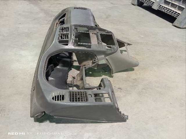 Foto 4ª: Salpicadero Nissan Patrol 2.8 TD [RD28ETI] (1999)