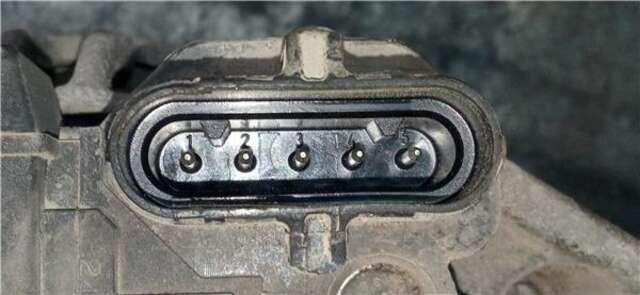 Foto 2ª: Alternador Nissan Atleon 140.75 [BD-40Ti]