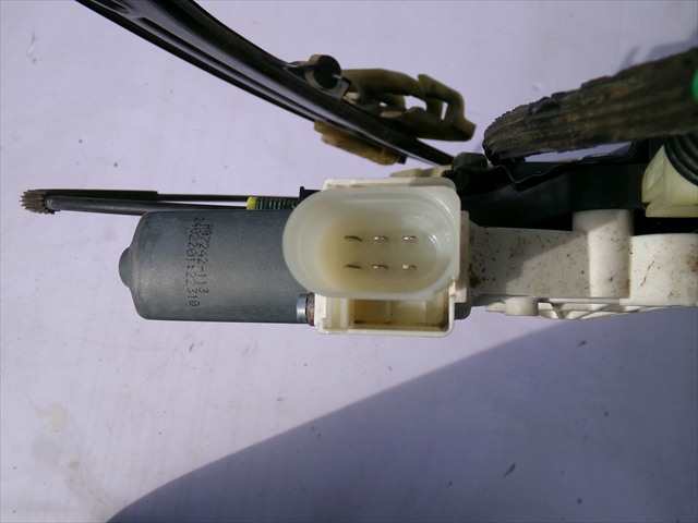 Foto 2ª: Elevalunas Eléctrico Delantero Derecho Bmw Serie 5 520 2.0 D F10,2009-2013 [N47D20C] (2012)