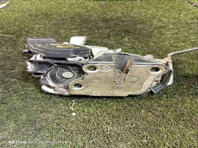 Cerradura Puerta Delantera Derecha Toyota Land Cruiser 4.2 TD HDJ100