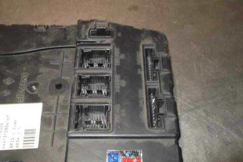 Foto 2ª: Centralita Confort BSI Peugeot 307 X-LINE BERLINA 88CV 65KW [KFU] (2006)