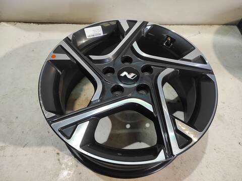 Foto 3ª: Juego LLantas Hyundai i30 G3LE (2023)