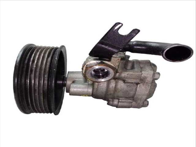 Foto 2ª: Bomba de Direccion Kia Sorento 2.5 CRDI (2002)