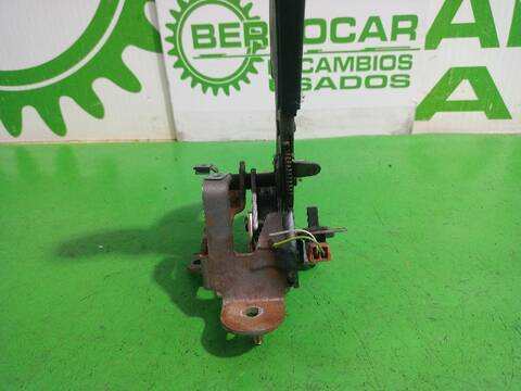 Foto 3ª: Freno de Mano Citroen C4 1.6 16V HDI 90CV [9HXDV6ATED4] (2004)