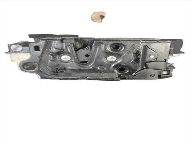 Foto 3ª: Cerradura Puerta Delantera Izquierda Volkswagen Polo 1.4 TDI 80CV (2001)