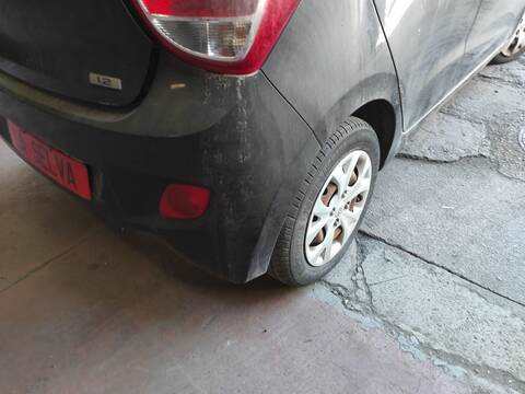 Foto 3ª: Paragolpes Trasero Hyundai i10 G4LA (2014)