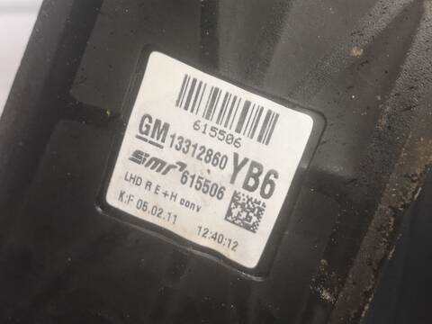 Foto 3ª: Retrovisor Derecho Opel Zafira A17DTR (2011)