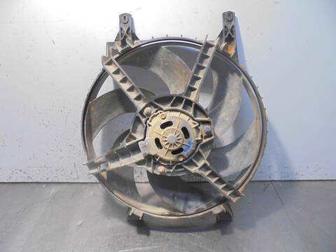 Foto 4ª: Electroventilador Renault Express 1.9 DIESEL 54CV 40KW RAPID/EXPRESS F40) [F8Q] (1995)