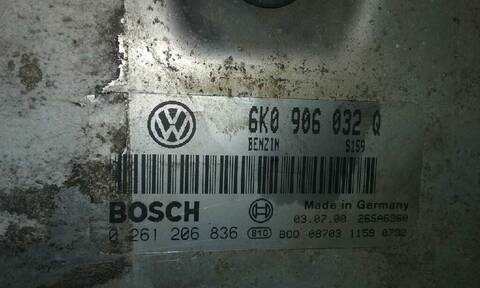 Foto 2ª: Centralita Motor ECU Seat Ibiza 1.4 60CV 44KW [AKK] (2001)